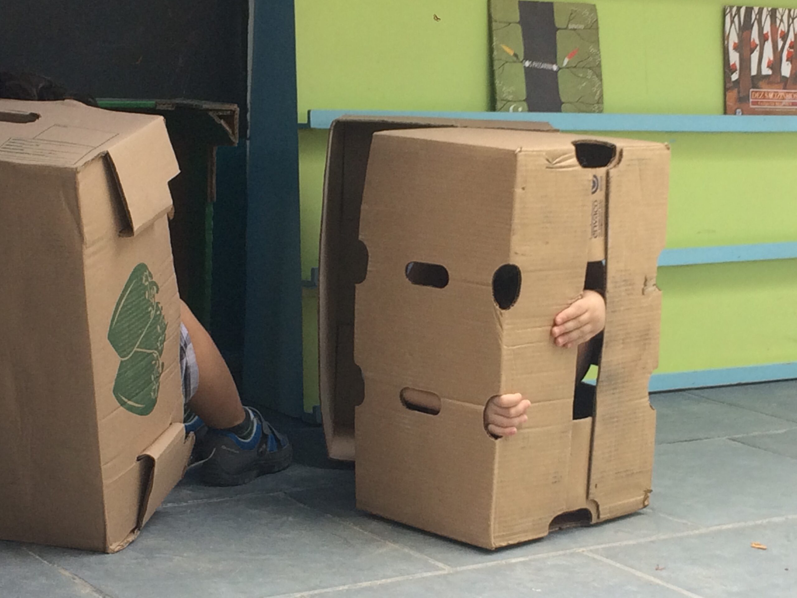 COLUNA | Brincar sem brinquedo - Por: Waleska Barbosa. COLUNA | Brincar sem brinquedo – Por: Waleska Barbosa.