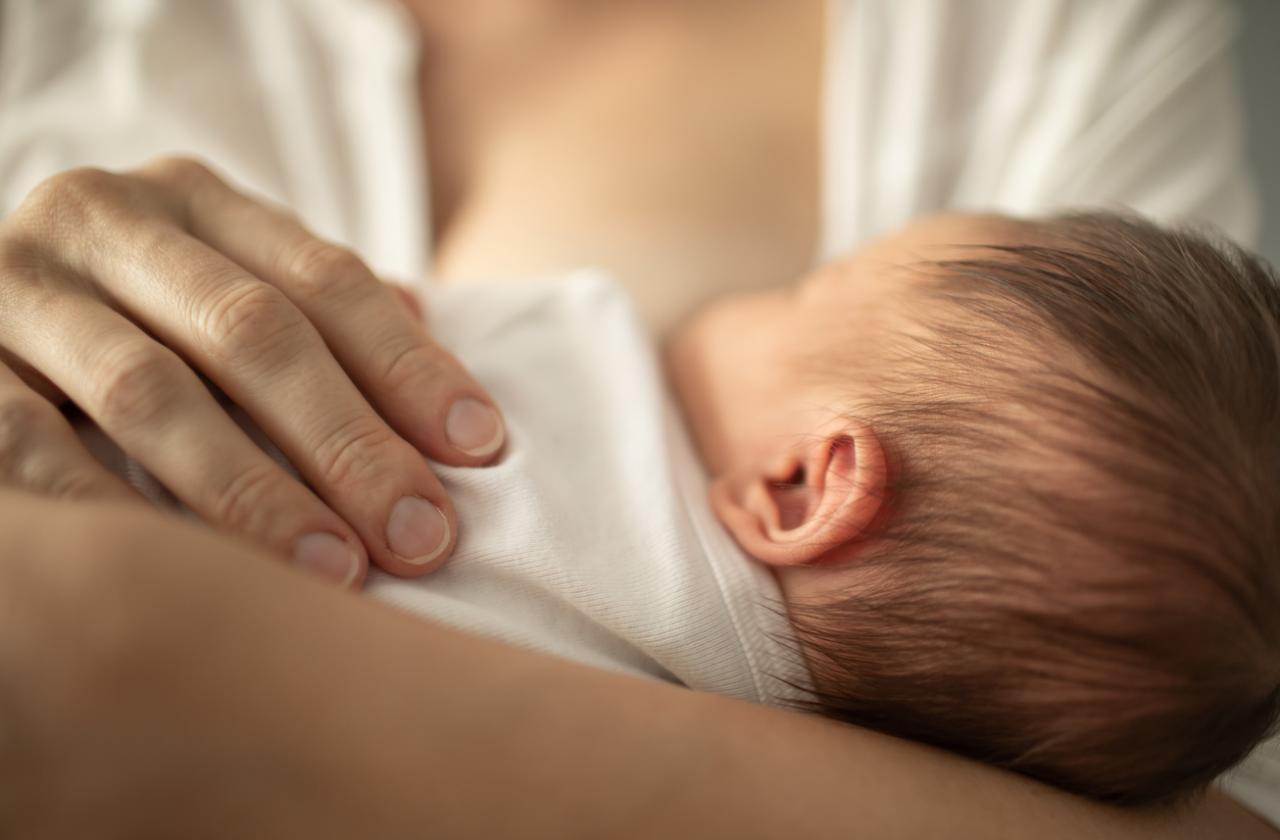 1280 840 Kyrmene Majki Bebe