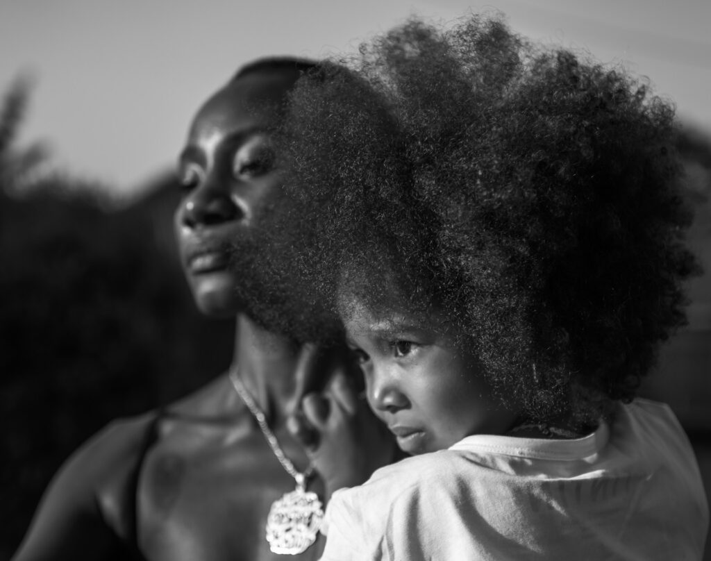 Coluna - Quando a emoção não vira lágrima Lisa Marie Theck Pt6QgJx77Po Unsplash 1024x808