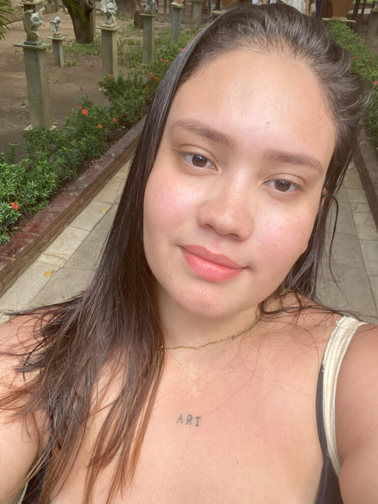 Camilaloureiro 768x1024