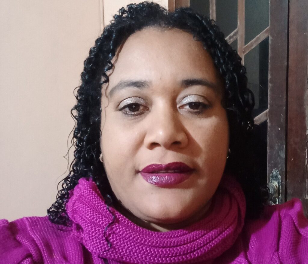 A resistência que pulsa 1760487106396 cristiane dias