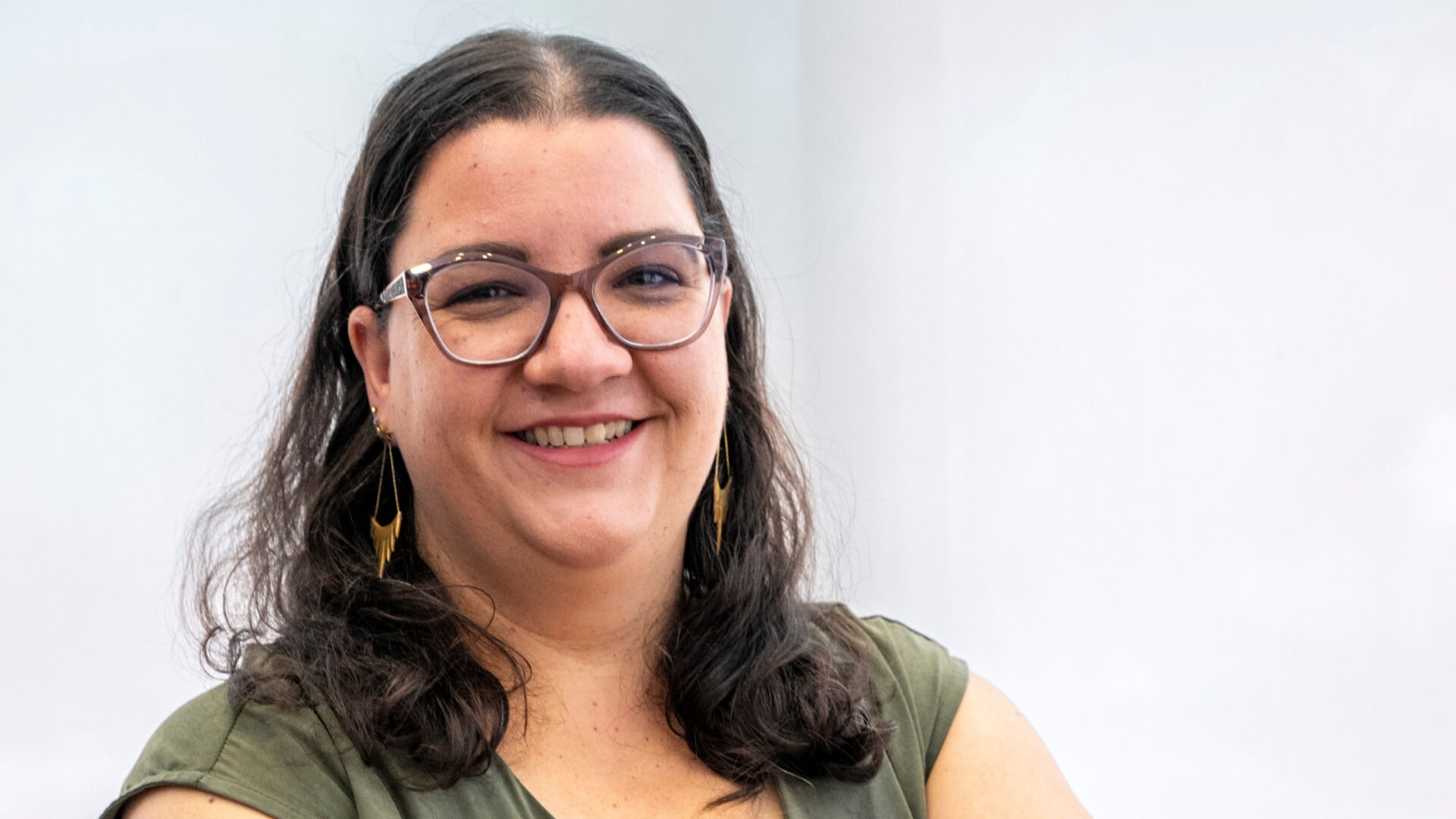 não há nada mais sagrado que uma mulher